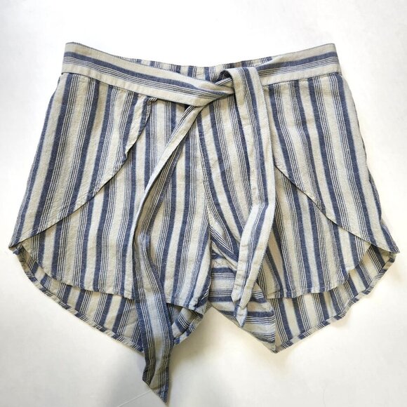 Patagonia Pants - Patagonia Garden Island Shorts Womens M Gray Blue Stripe Wrap Tie Front Gorpcore